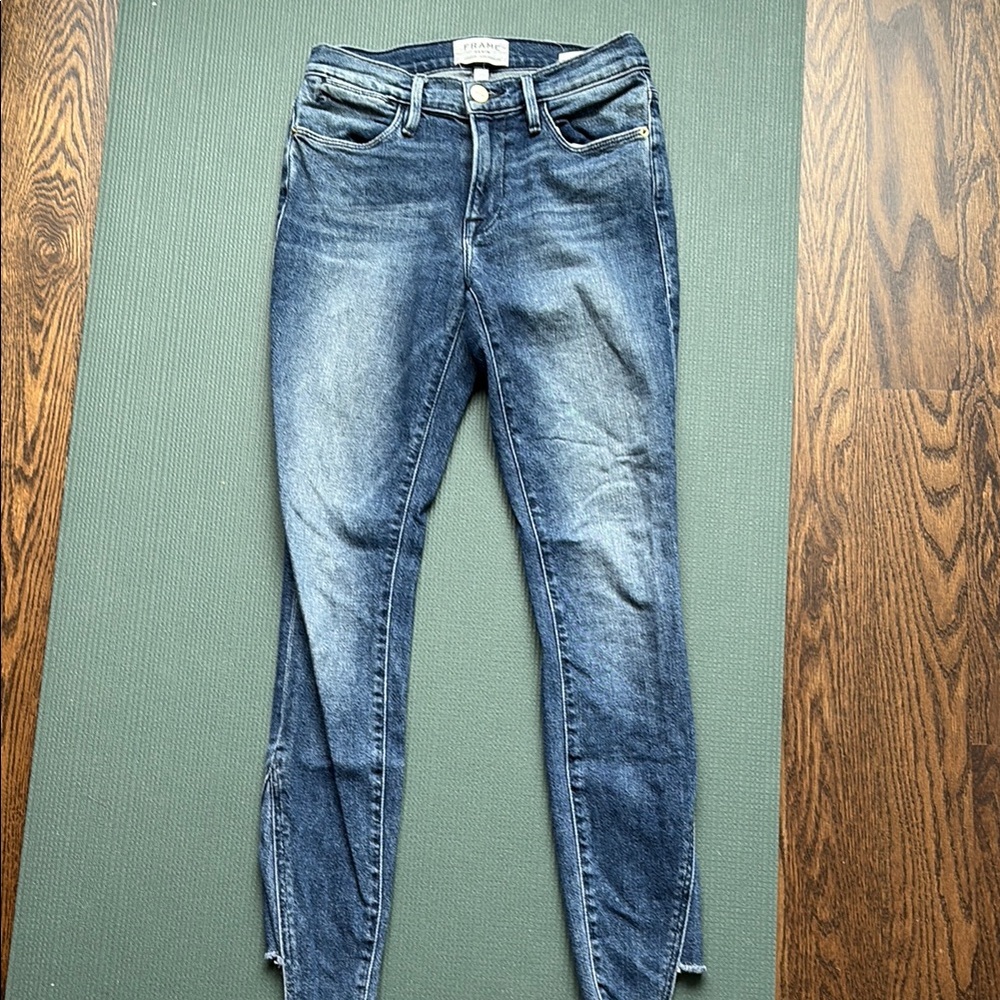 Frame women’s Le High Skinny size 23